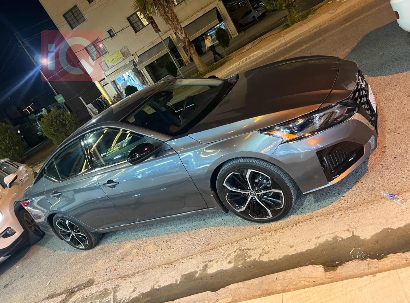 نيسان ألتيما